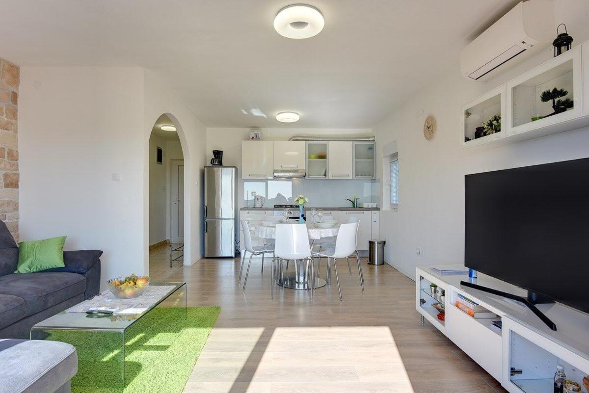 Apartment Zajec Premantura Εξωτερικό φωτογραφία